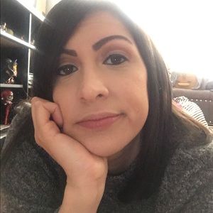 Meet your Posher, Sandra